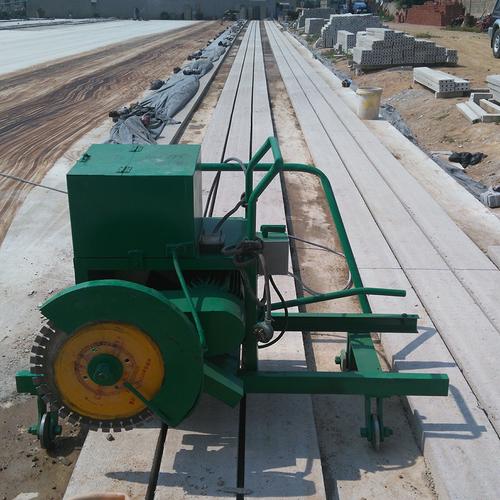 专业定制水泥切割机，混凝土机械专家为您提供精准解决方案