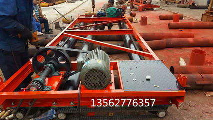 辊轴式混凝土摊铺机 一人驾驶高效作业，工程建筑机械领域的得力助手